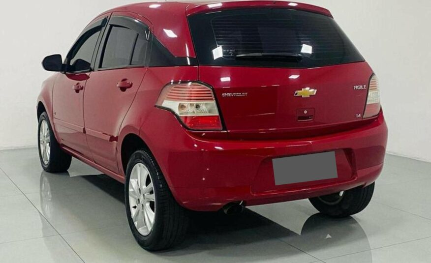 CHEVROLET AGILE 1.4 MPFI LTZ 8V FLEX 4P MANUAL  ANO 2014 COR VERMELHO